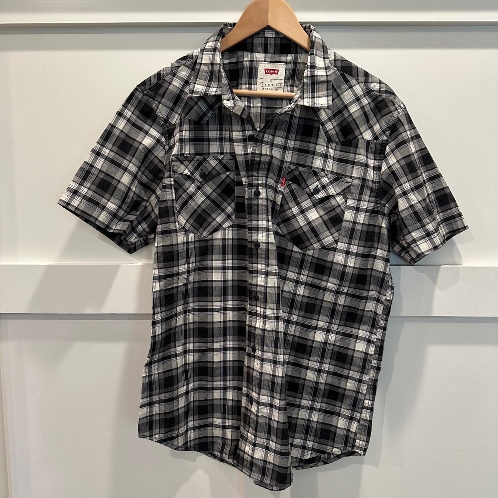 Levis Men's Plaid Short Sleeve Button Down